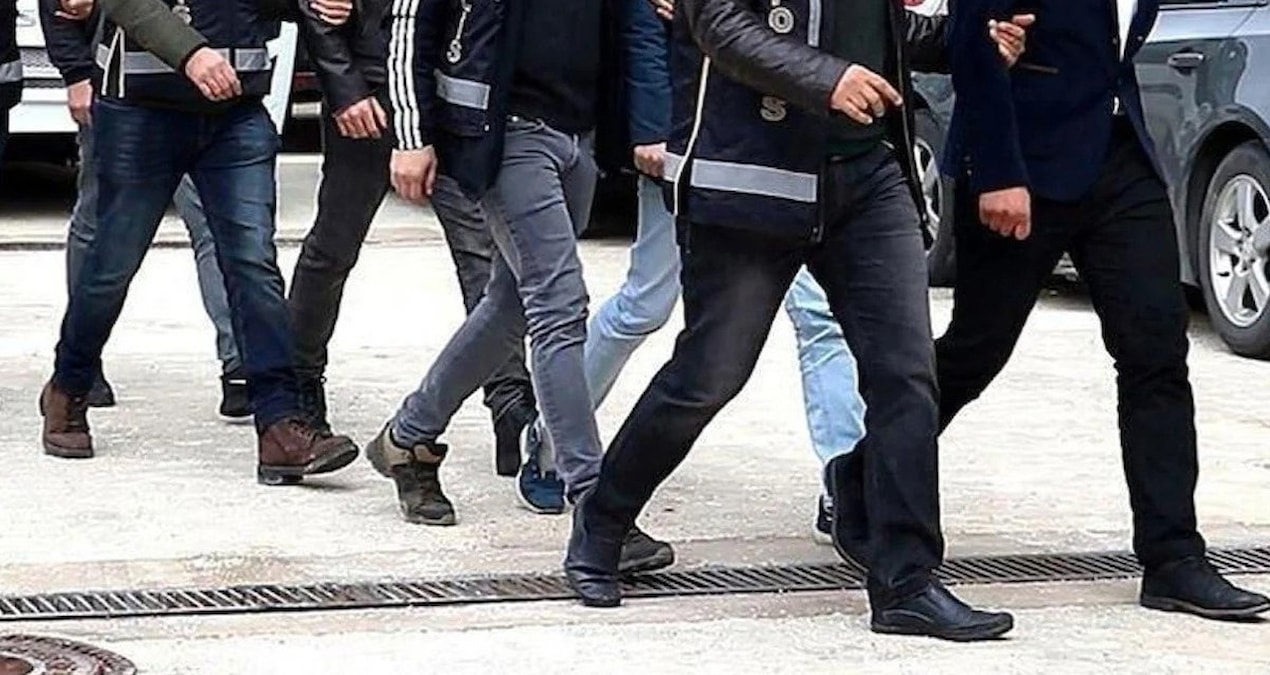 Ayrıntılar Netleşti: 1. Kırmızı bültenle aranan 41 firari Türkiye'ye getirildi - En Son Haber - Son Dakika Bil