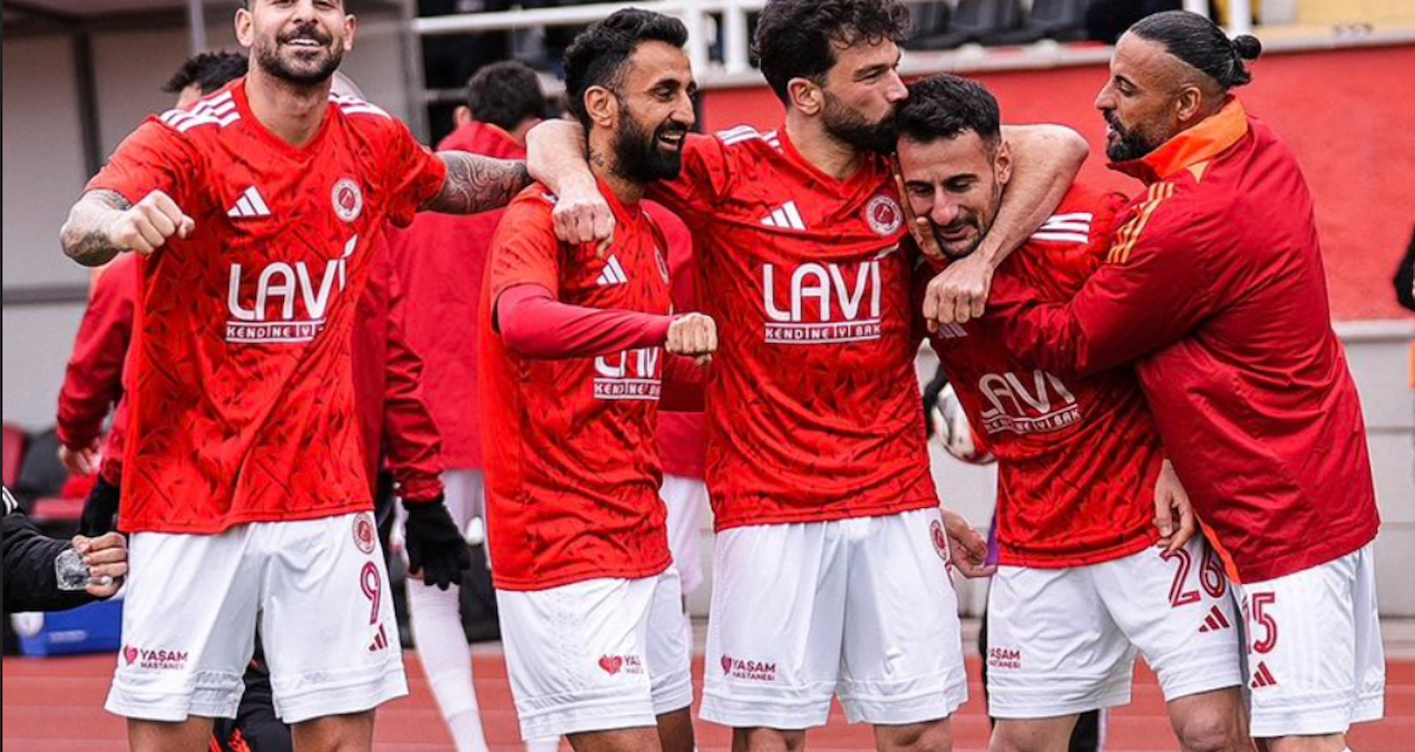 Gündemden Son Bilgiler: 1. Lig'e yükselen ilk takım netlik kazandı! 24 yıl sonra başardı - Son Dakika Haberler