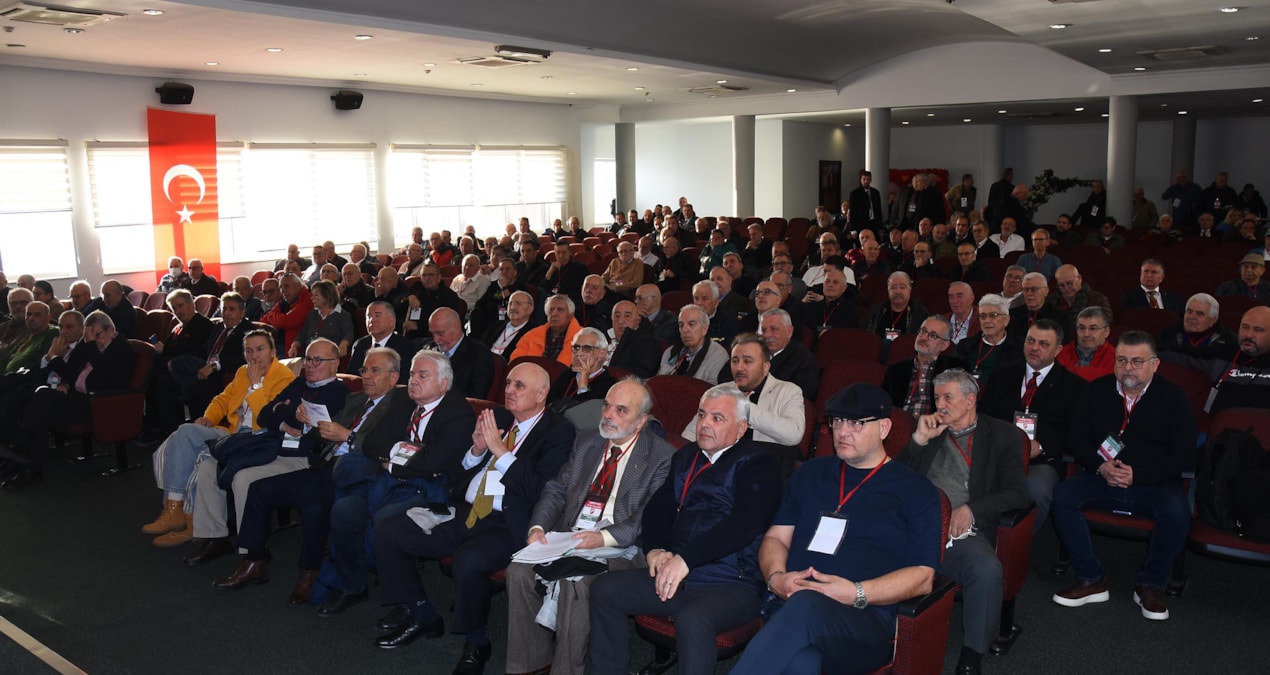 114 yıllık kulüpte sular durulmuyor! Bir kez daha seçime gidecekler - En Son Haber ve Merak Edilenler