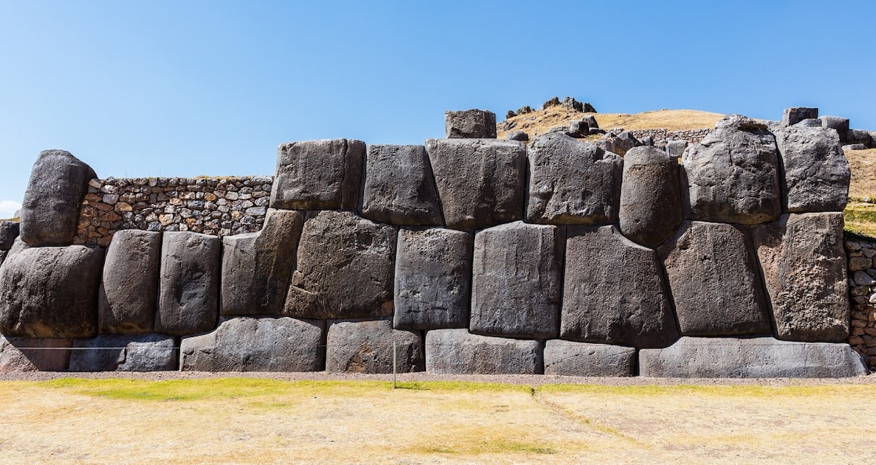 They assembled 200 tons of rocks one by one: Even earthquakes cannot move them - Latest News