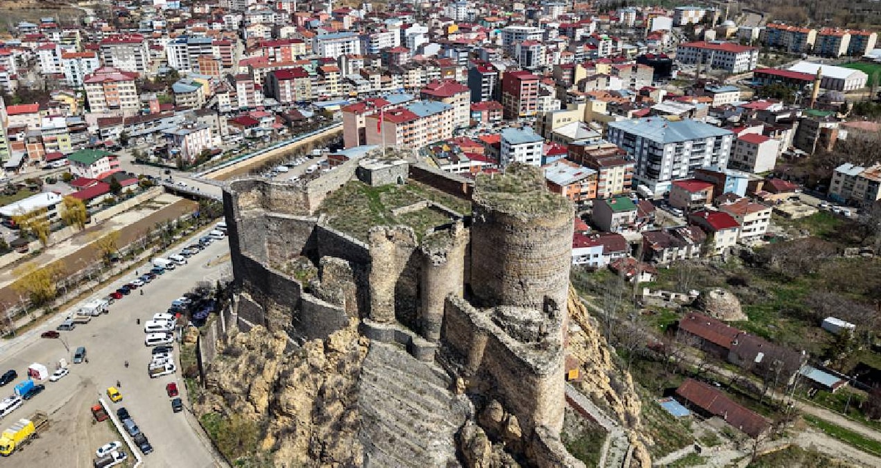 Son Gelişme: 26 yıldır kapalı olan tarihi kale yeniden açılıyor - Son Dakika