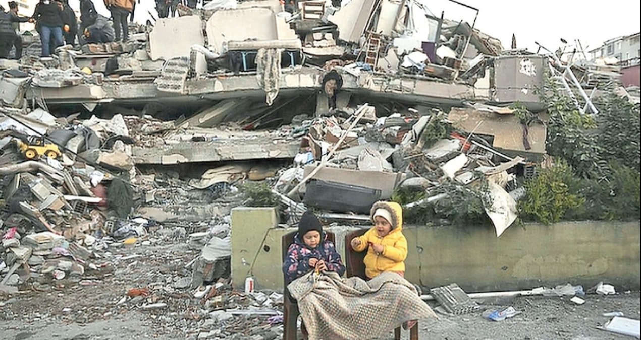 360 bin kişi hâlâ konteynerde - Son Dakika Haberleri: Gelişmeler Takip Ediliyor