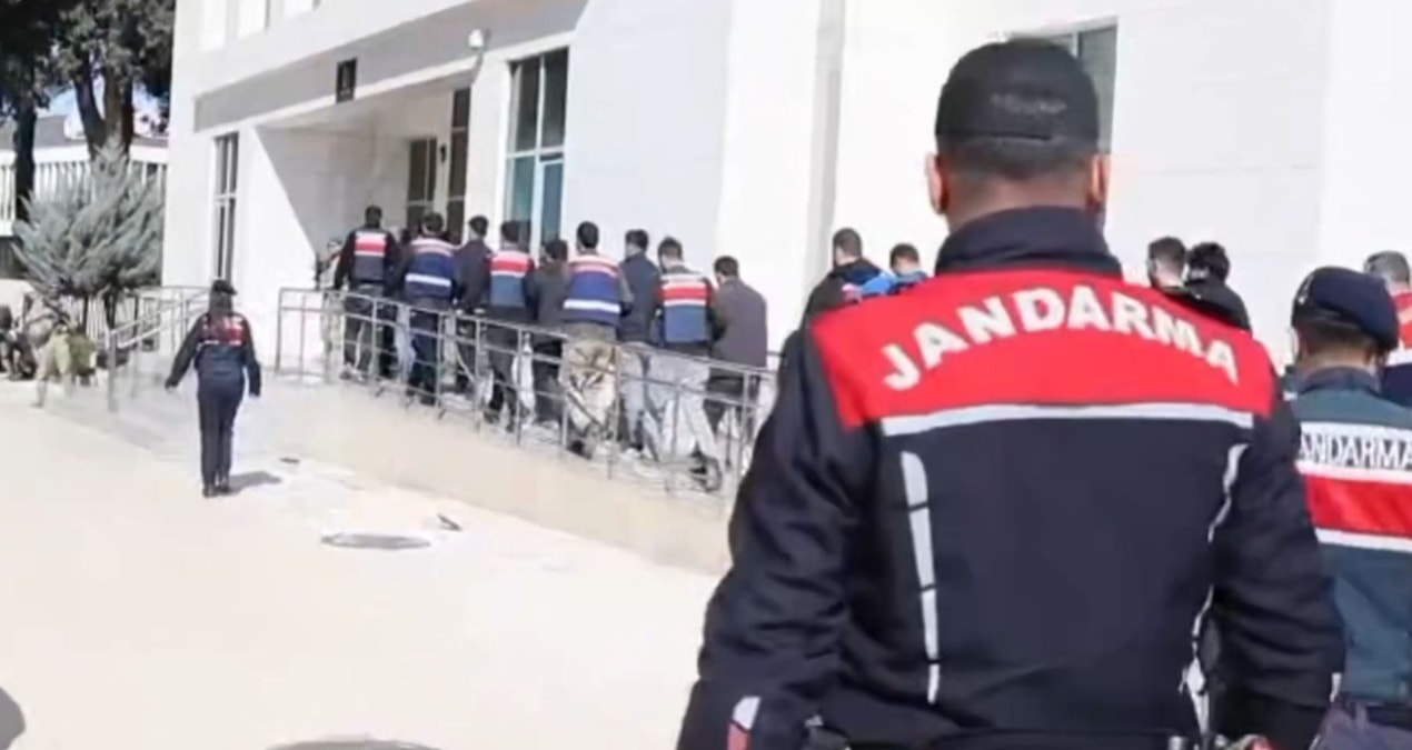 Ayrıntılar Netleşti: 6 ilde yasa dışı bahis operasyonu: 4,5 milyarlık vurguna 24 tutuklama - En Son Haber - So