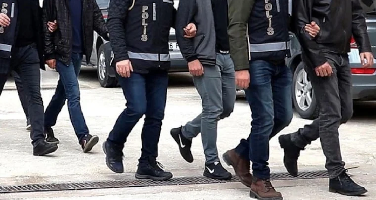 Kritik Açıklama: 7 ilde tefecilik operasyonu; Çok sayıda kişi yakalanarak gözaltına sevk edildi - Son Dakika H