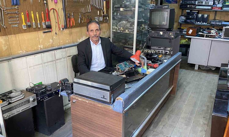 Gündemden Son Bilgiler: 74 yaşındaki usta geçmişin sesini bugüne taşıyor - Son Dakika Haberleri