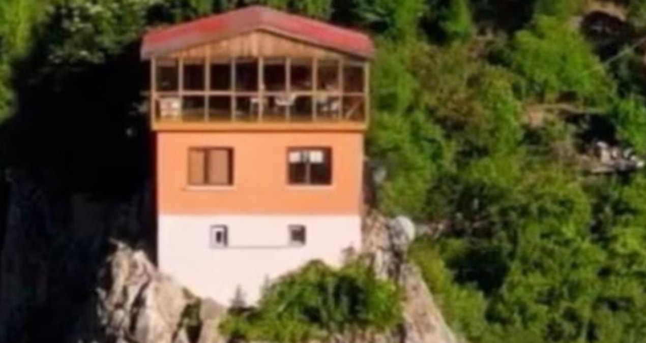 There are 96 steps to climb... The famous house of the TV series is on sale for 30 million TL - Latest News