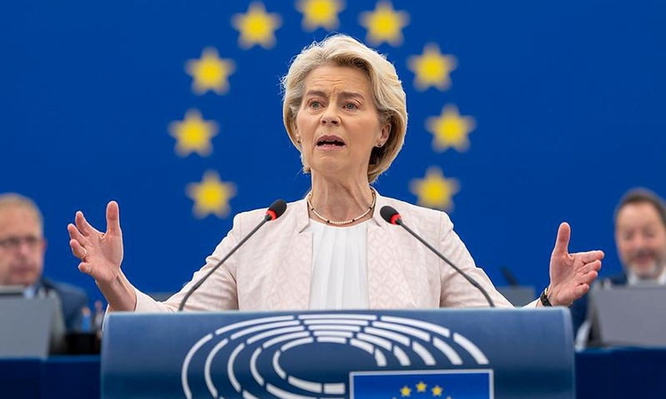 AB Komisyonu Başkanı Ursula von der Leyen'den çocukların sosyal medya kullanımına yaş düzenlemesi önerisi | İş