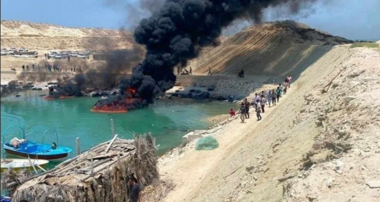 USA hit Bushehr city of Iran: 3 people died - Breaking News