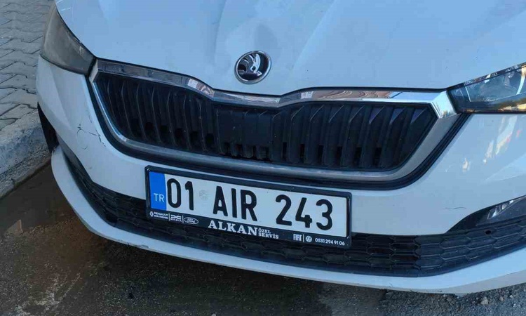 Adana’da öğretmenin otomobiline molotoflu saldırı girişimi | İşte Tüm Ayrıntılar