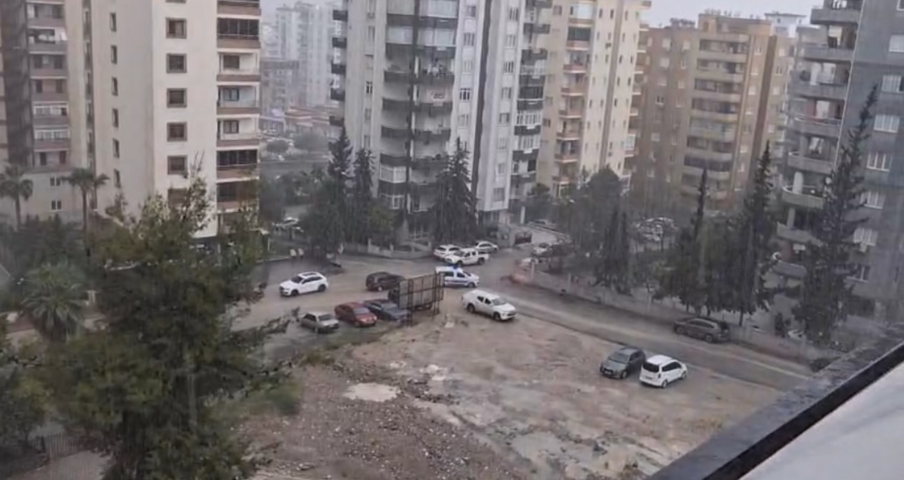 Ayrıntılar Netleşti: Adana'da sağanak ve dolu hayatı felç etti - Haberleri: Gelişmeler Takip Ediliyor
