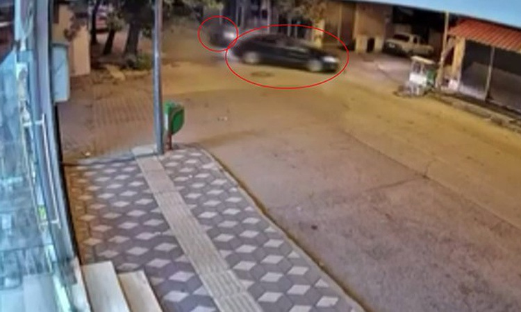 Adıyaman’da 1’i ağır 2 kişinin yaralandığı motosiklet kazasının kamera kaydı gözler önüne serildi ve Merak Edi