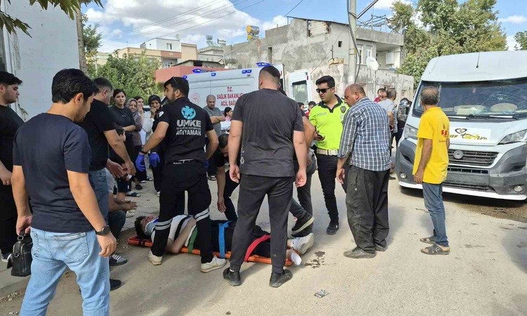 Adıyaman'da servis aracıyla çarpışan motosikletteki 1 kişi yaralandı ve Merak Edilenler