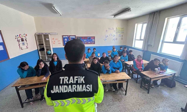 Afyonkarahisar İl Jandarma Komutanlığı, 503 öğrenciye trafik eğitimi verdi. ve Merak Edilenler