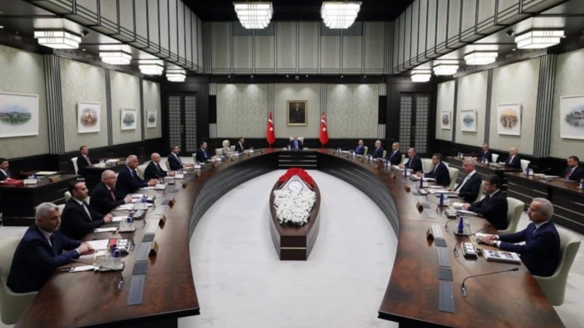 Cabinet meeting Officially Started: Reflections of the NATO summit are on the agenda: Here are the Details