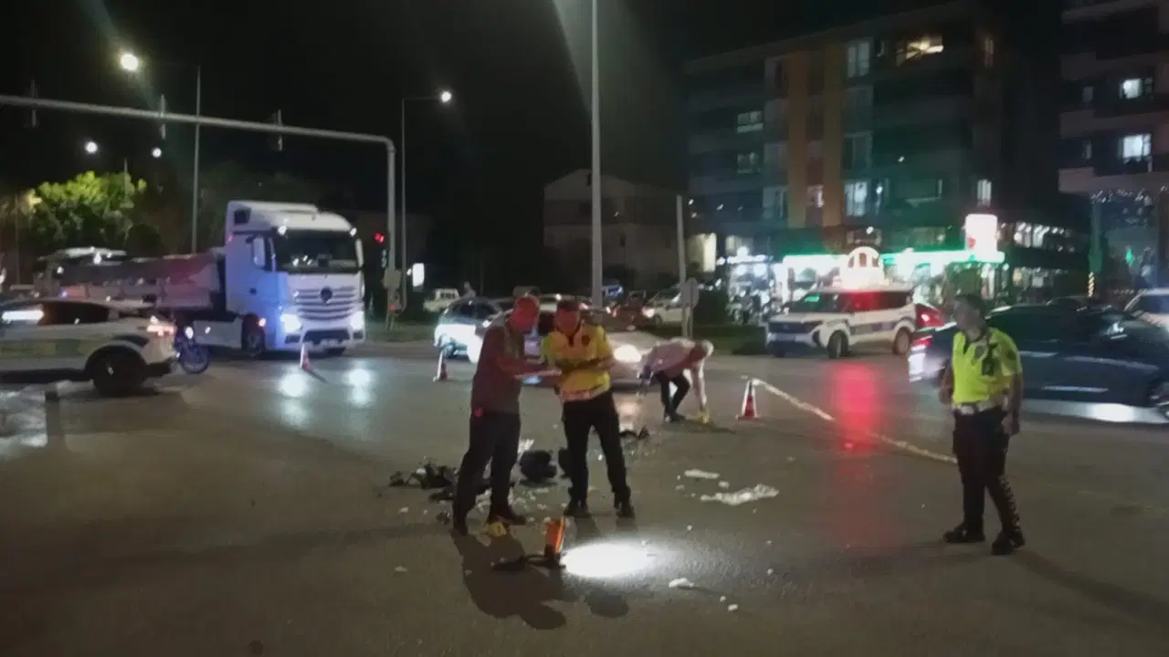 Samsun: Motorcycle-light commercial vehicle crash leaves 5 injured, 2 seriously