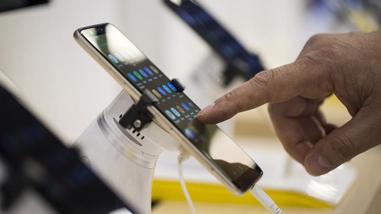 Latest Development: Price increase for smartphones is on the way! The new regulation officially comes into force on August 10 (Details)