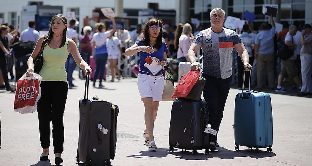 Latest Development: None of them expected this: Hundreds of thousands of Russian tourists were left penniless in Türkiye and Latest Developments