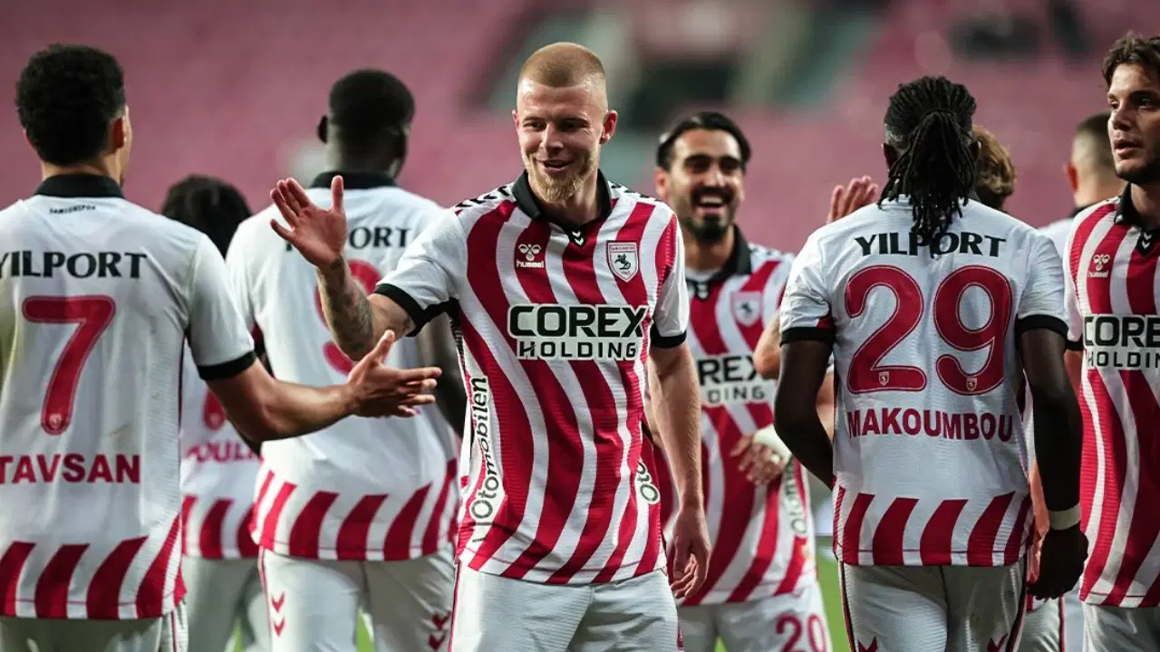 Gündemden Son Bilgiler: Trabzonspor ile anılıyordu: Samsunspor'dan Rick van Drongelen açıklaması! ve Son Geliş