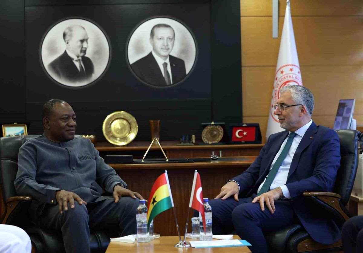 Latest Development: Minister Işıkhan met with Ghana's Minister of Labour, Jobs and Employment, Pelpuo.: Here are the Details