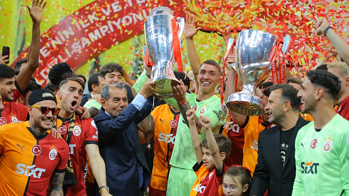 Son Gelişme: Spor yazarları Galatasaray - RAMS Başakşehir maçını değerlendirdi: Gelişmeler Takip Ediliyor