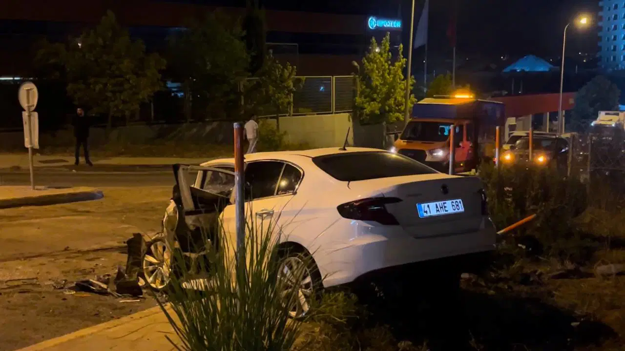 3 vehicles were involved in an accident in Sancaktepe: There are injuries