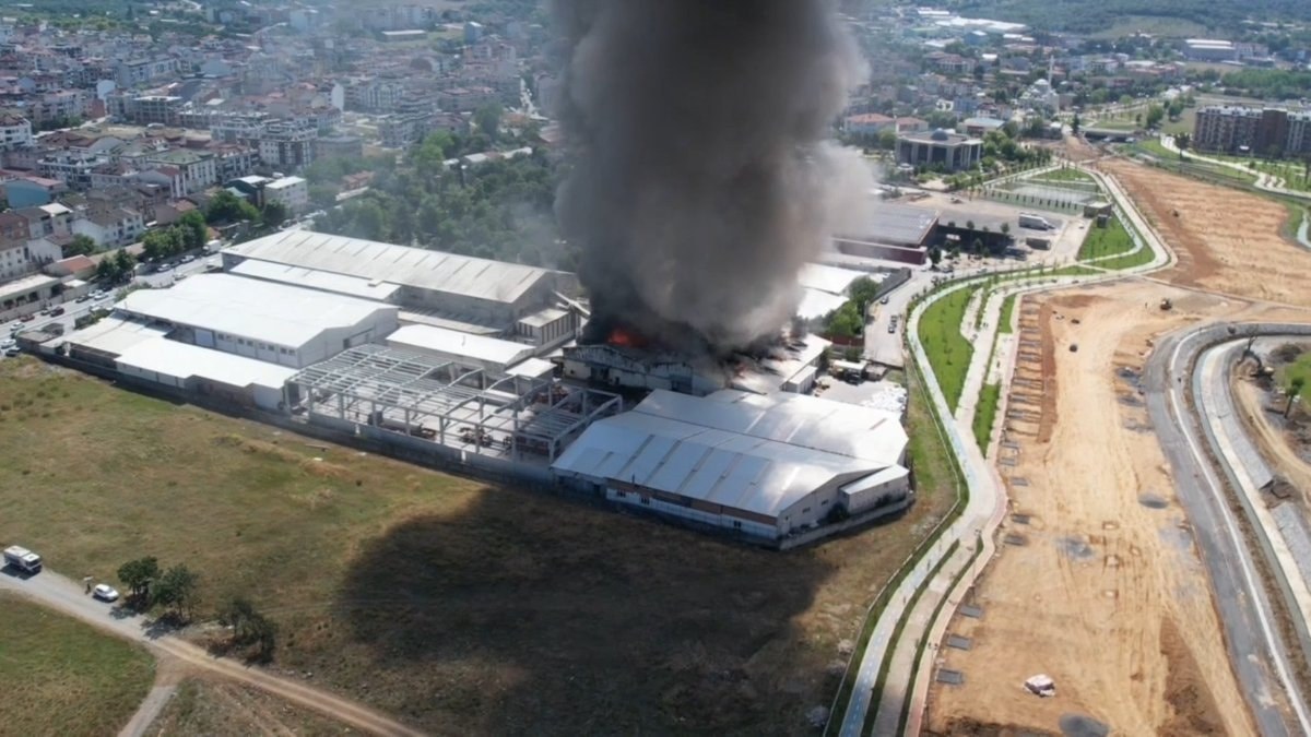 Hot Development: A fire broke out in a factory in Istanbul and Latest Developments