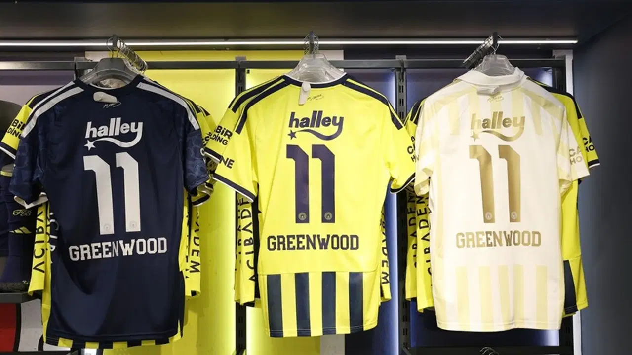 The jerseys of Fenerbahçe's new transfers are on sale: Here are the Details