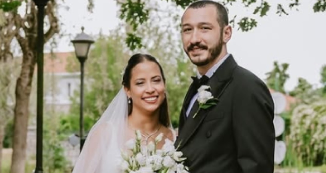 Agenda - Nilüfer's daughter Ayşe Nazlı Yumlu got married: The famous singer shared her happiness