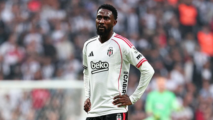 Son Gelişme: Beşiktaş Ndidi'ye gelen teklifi reddetti!: İşte Ayrıntılar: Gelişmeler Takip Ediliyor