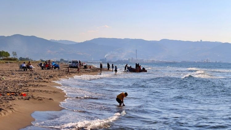 Son Gelişme: Samsun'da tekne faciası: 2 ölü, 1 kayıp (Detaylar): Gelişmeler Takip Ediliyor