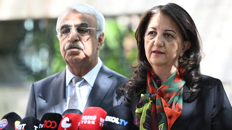 Ayrıntılar Netleşti: Sıcak Gelişme... DEM Parti heyeti, İmralı'ya gidiyor: Gelişmeler Takip Ediliyor