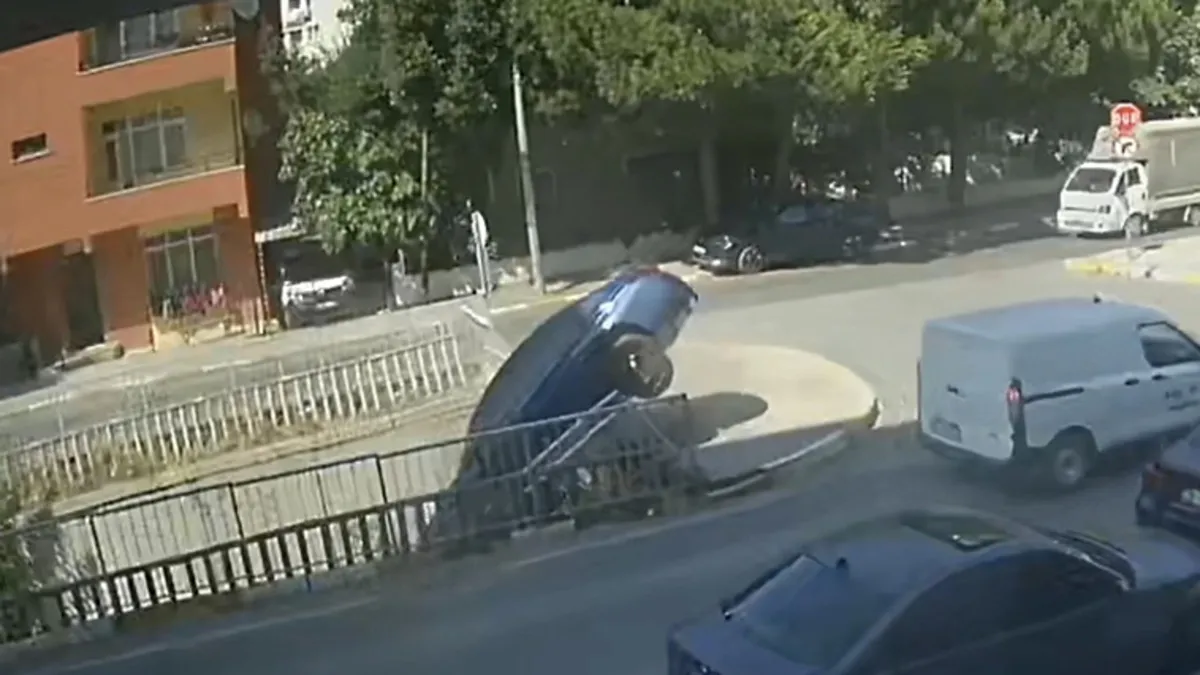 Gündemden Son Bilgiler: Analiz | Pendik’te otomobil dereye Gerileme Kaydetti: 1 yaralı! | İşte Tüm Ayrıntılar