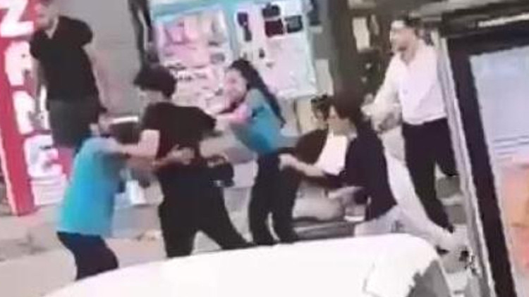 Ayrıntılar Netleşti: İstanbul’da karpuz fiyatı kavgaya döndü! Tekmeler yumruklar havada uçuştu: İşte Ayrıntıla