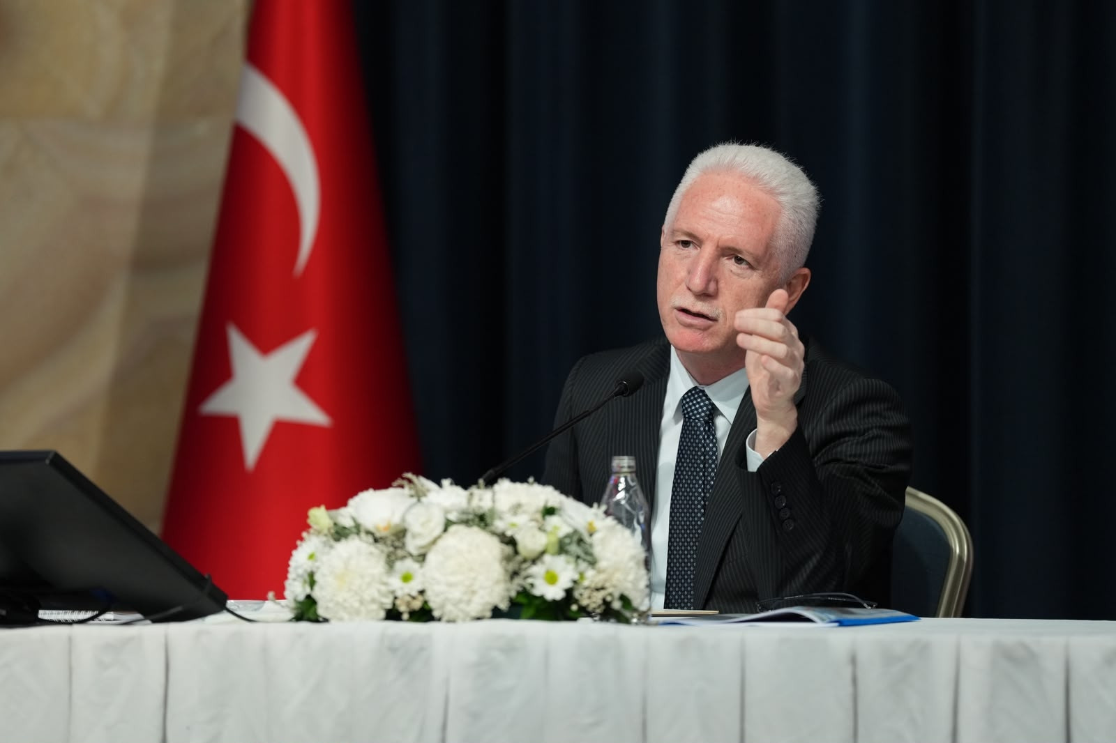 Gündemden Son Bilgiler: Vali Gül: İstanbul’da devam eden bin 6 projemiz var ve Merak Edilenler