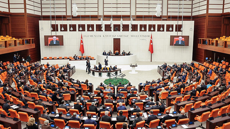 Sıcak Gündem: TBMM gündemi yükseköğretim! Öğrencilere af kapısı aralanıyor | İşte Tüm Ayrıntılar