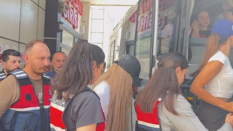 Ayrıntılar Netleşti: Son Gelişme: Ünlülere yönelik uyuşturucu soruşturmasında 13 kişinin test sonucu Netlik Ka
