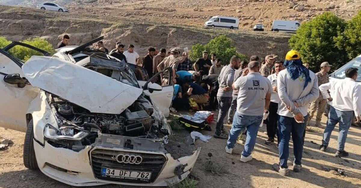 Son Gelişme: 4 ağır yaralı! Otomobil şarampole devrildi (Detaylar) | İşte Tüm Ayrıntılar