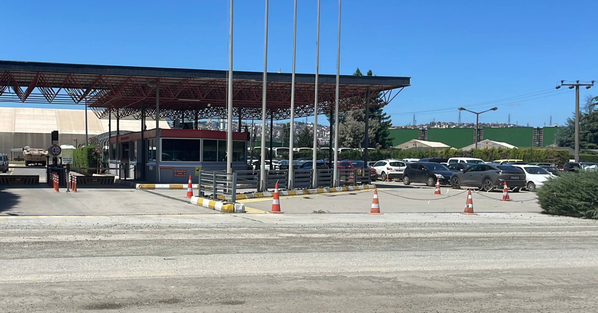 Son Gelişme: Son Gelişme: Bomba 'şakası' harekete geçirdi (Detaylar): Gelişmeler Takip Ediliyor