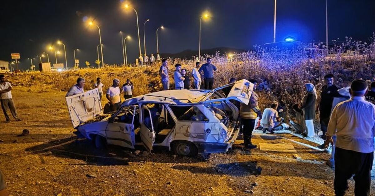 Hatay'da otomobil şarampole devrildi: 5 yaralı: Gelişmeler Takip Ediliyor