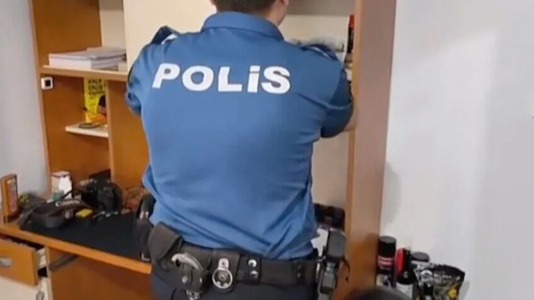 Gündemden Son Bilgiler: Son Gelişme: Yasa dışı bahis örgütlerinin yeni yöntemi "öğrenci evi" modeli ve Son Gel