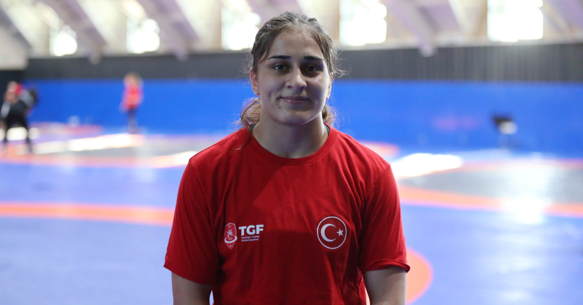 Kritik Açıklama: Analiz | Genç güreşçi Özdenur dünya şampiyonu! ve Son Gelişmeler - Son Dakika Bilgileri