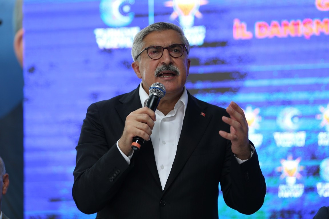 Sıcak Gündem: AK Parti Genel Başkan Yardımcısı Hüseyin Yayman: İkinci 25 yılda en büyük talebimiz yeni bir ana