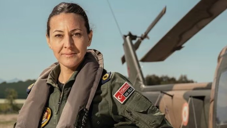 Ayrıntılar Netleşti: Hava Kuvvetleri'nde tarihi terfi: Albay Özlem Karapınar ilk kadın general oldu: İşte Ayrı