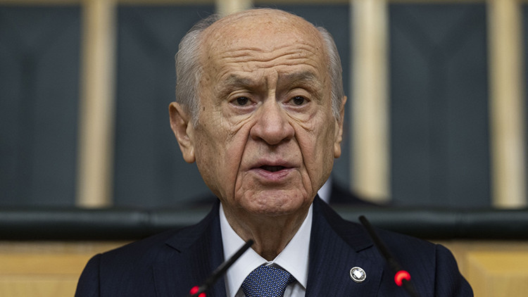 Son Gelişme: MHP lideri Bahçeli'den Terörsüz Türkiye Yasası açıklaması (Detaylar): Gelişmeler Takip Ediliyor
