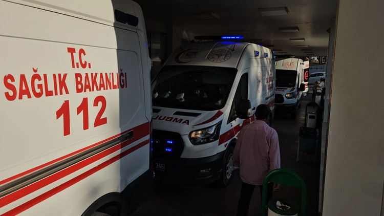 Gündemden Son Bilgiler: Şanlıurfa’da iki kardeş arasında mal paylaşımı kavgası: 9 yaralı: Gelişmeler Takip Edi