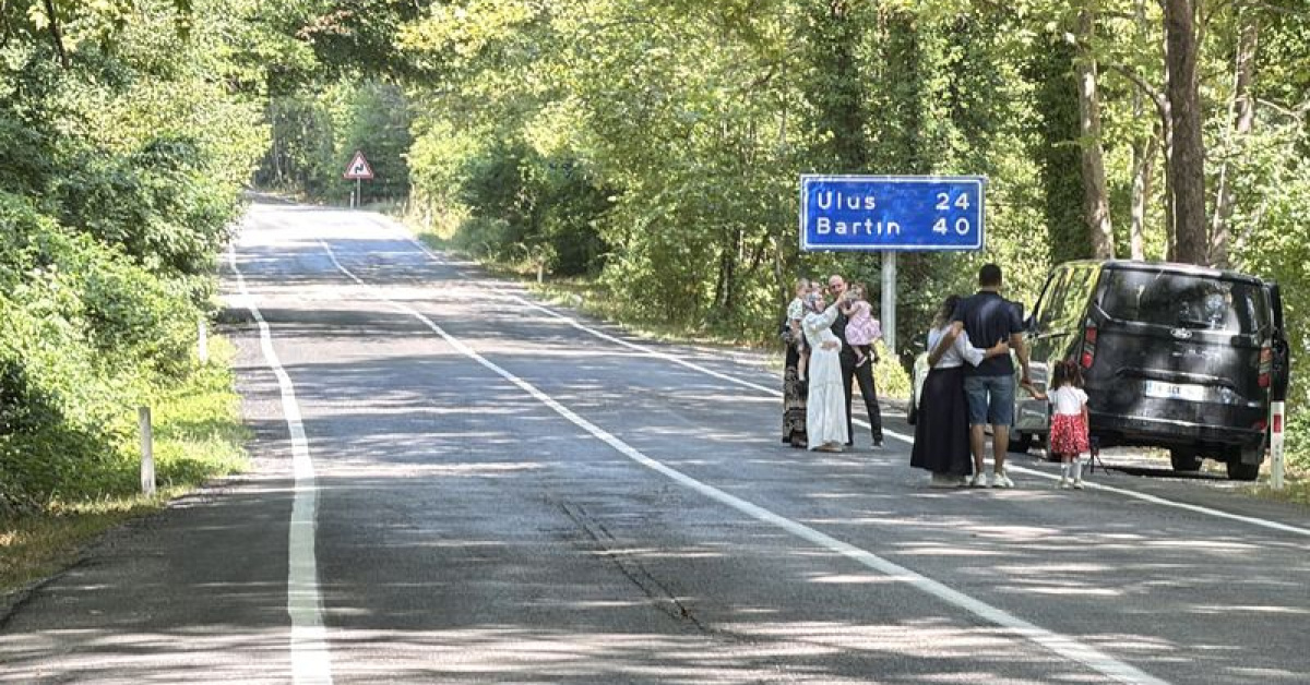 9 km uzunluğunda! Hatıra fotoğrafı için duruyorlar ve Son Gelişmeler ve Merak Edilenler