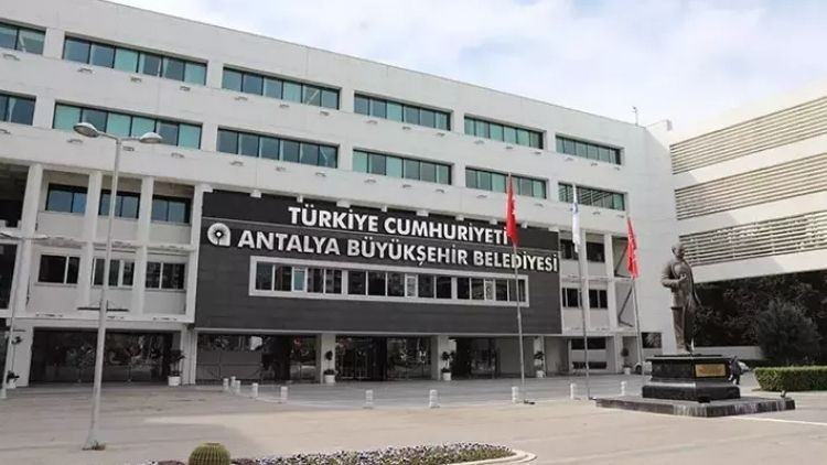 Antalya Büyükşehir Belediyesi soruşturmasında 2 şüpheli serbest bırakıldı (Detaylar)