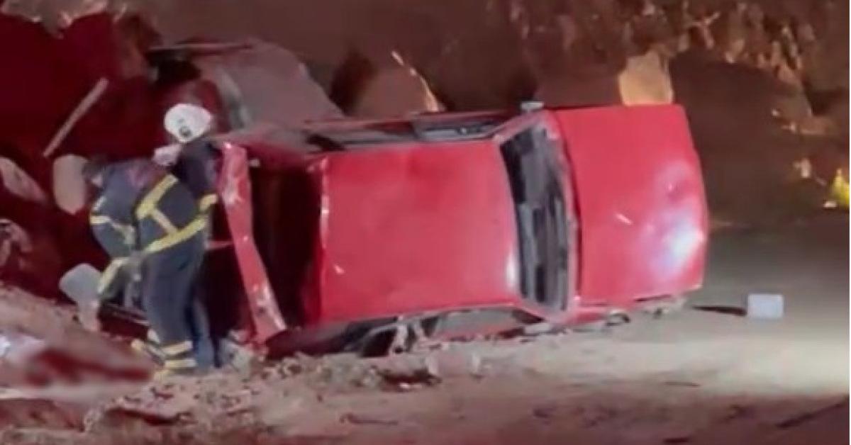 Gündemden Son Bilgiler: Araca yol verdi, 200 metreden Gerileme Kaydetti! (Detaylar) - Son Dakika Bilgileri