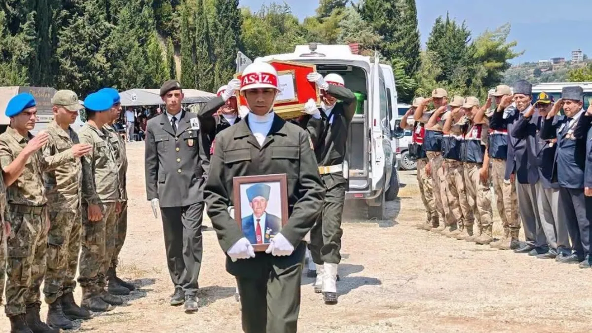 Son Gelişme: Analiz | Kıbrıs Gazisi Gökaslan son yolculuğuna uğurlandı ve Son Gelişmeler | İşte Tüm Ayrıntılar