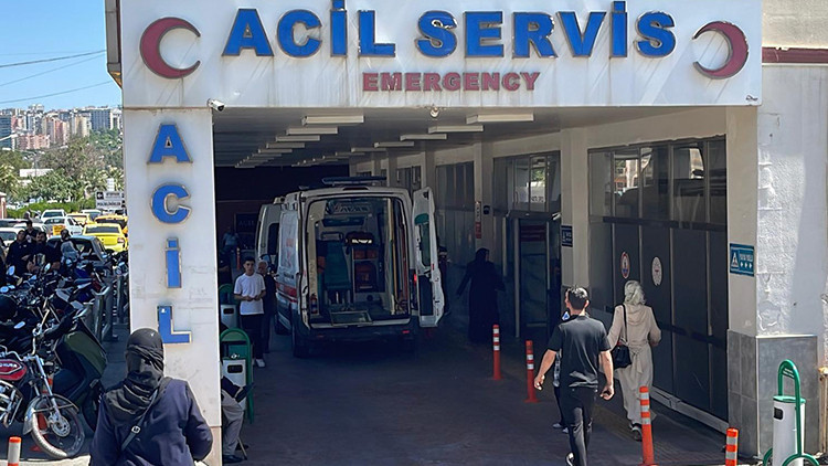 Sıcak Gündem: Son Gelişme: Şanlıurfa'da yanan araçta 4 çocuk annesinin cesedi bulundu: 4 gözaltı